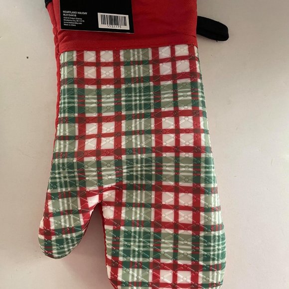 NWT- Pair of 2 Oven Mitts - Picture 2 of 4